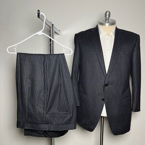 Custom Tailored 2-Piece Suit Mens 44R 42W Charcoal Grey Pinstripe Wool Business